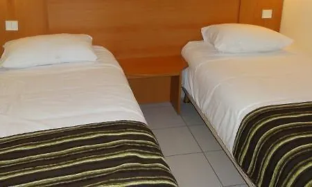 Kyriad Toulouse Est 3*